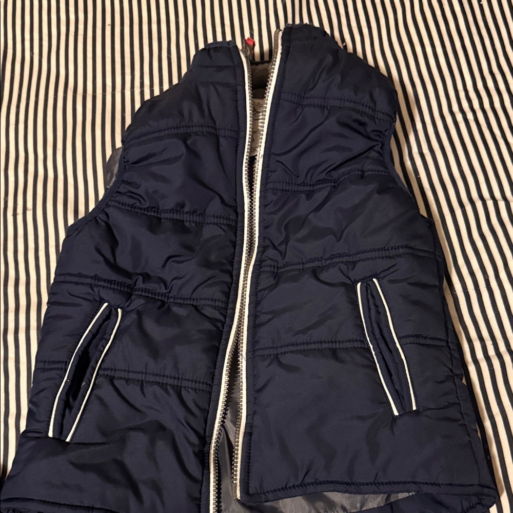Kids' Jackets - Picture 5 of 6